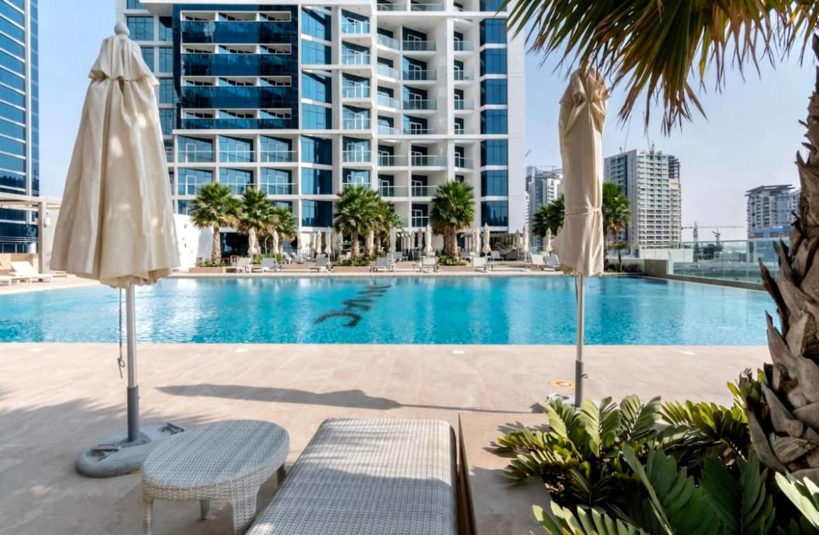 Luxury Aparthotel Prive Dubai Exteriör bild