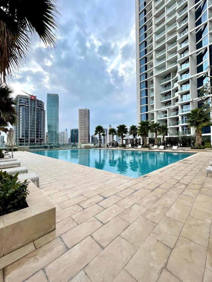 Luxury Aparthotel Prive Dubai Exteriör bild