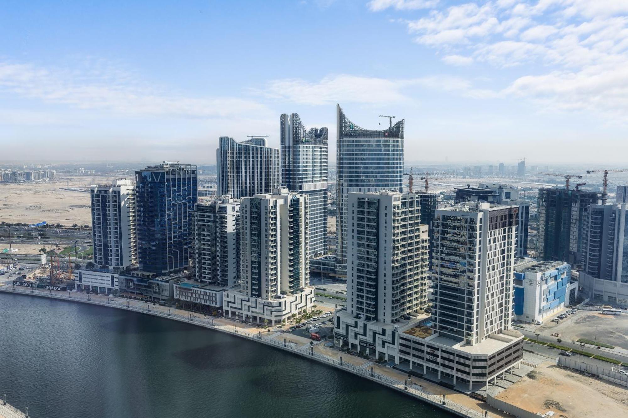 Luxury Aparthotel Prive Dubai Exteriör bild