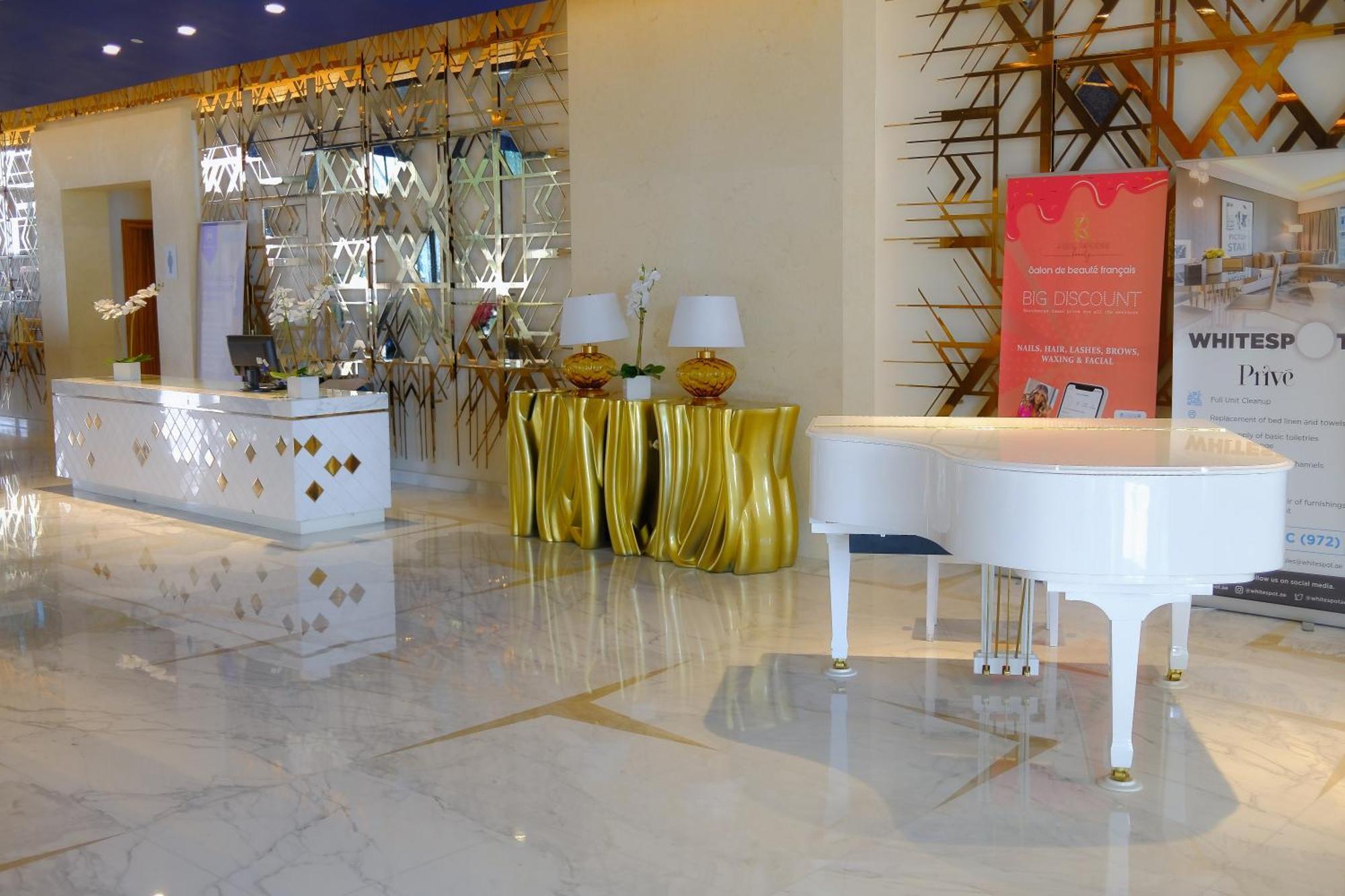 Luxury Aparthotel Prive Dubai Exteriör bild