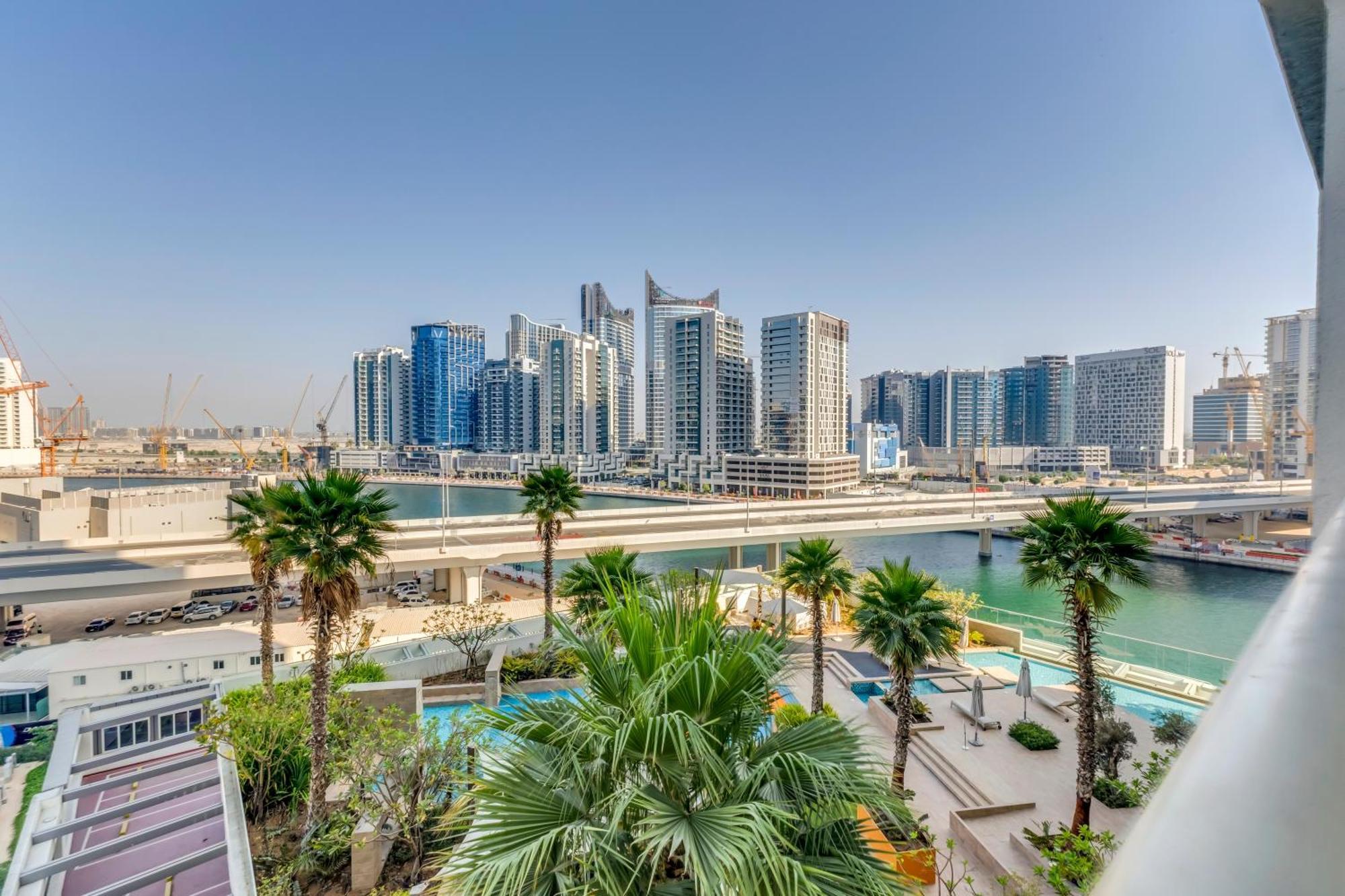 Luxury Aparthotel Prive Dubai Exteriör bild